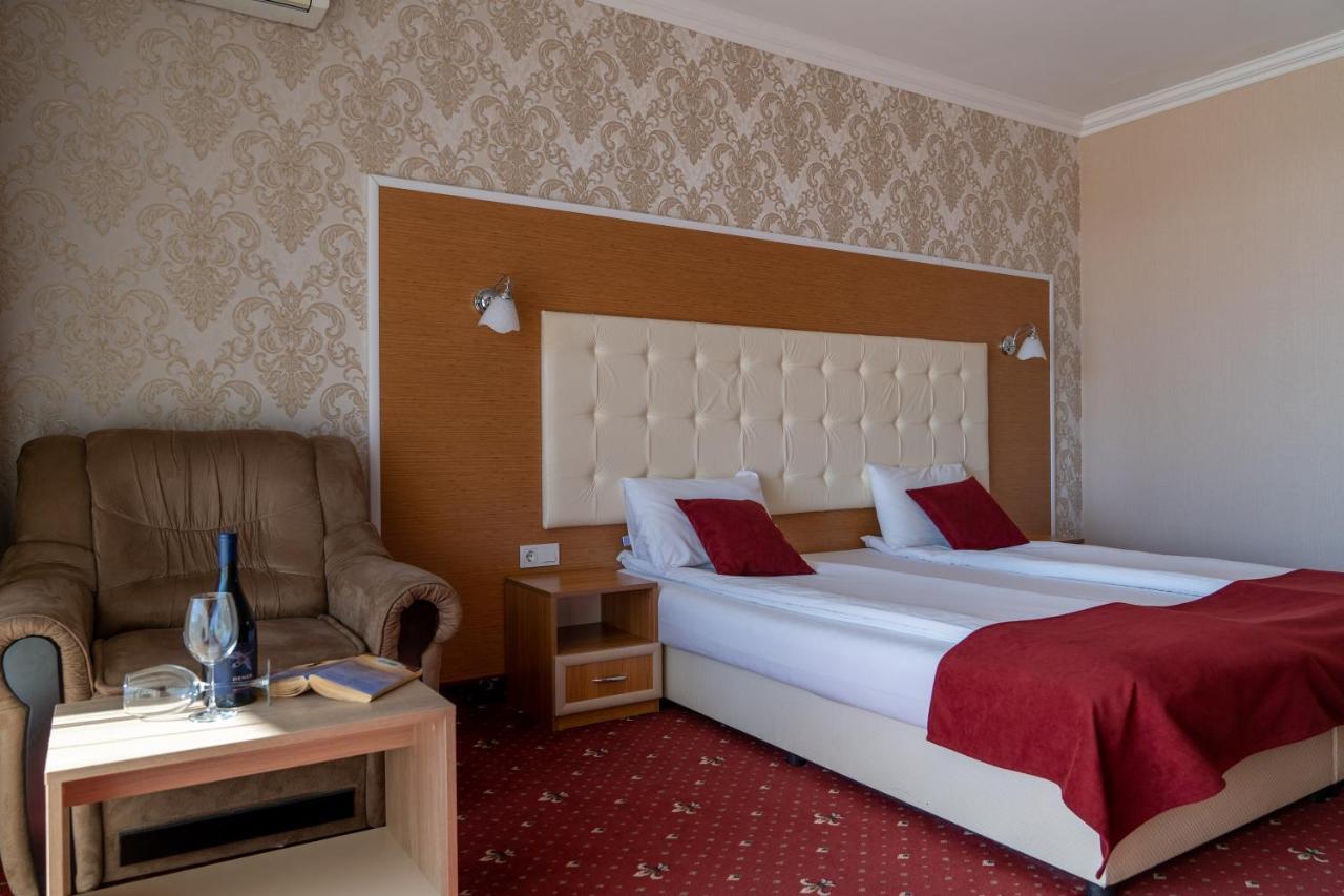 Hotel Paradise Огняново Екстер'єр фото