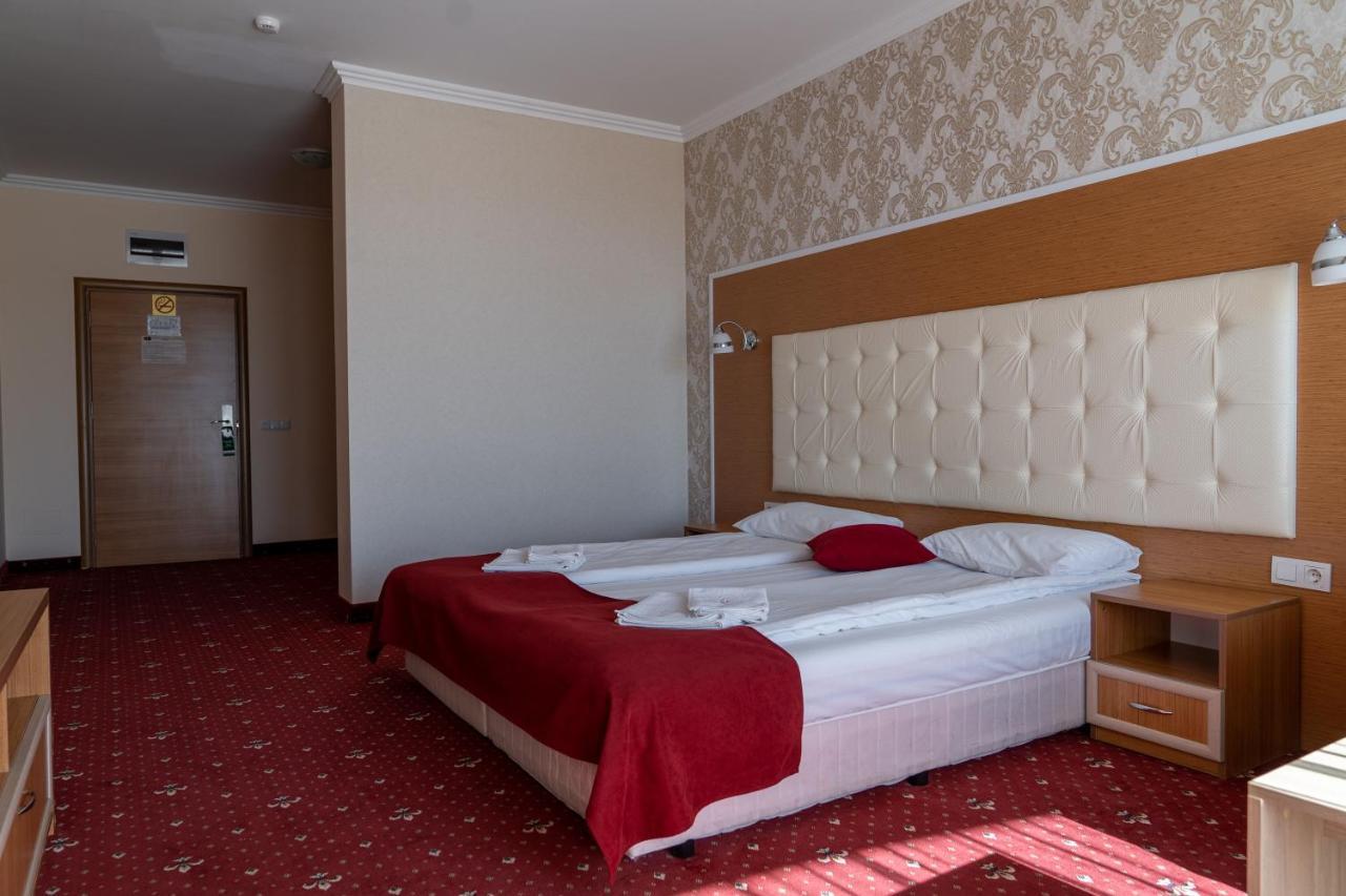 Hotel Paradise Огняново Екстер'єр фото