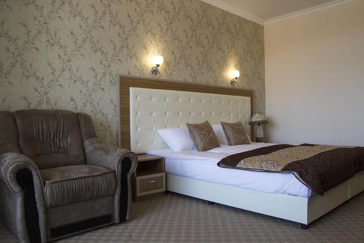 Hotel Paradise Огняново Екстер'єр фото