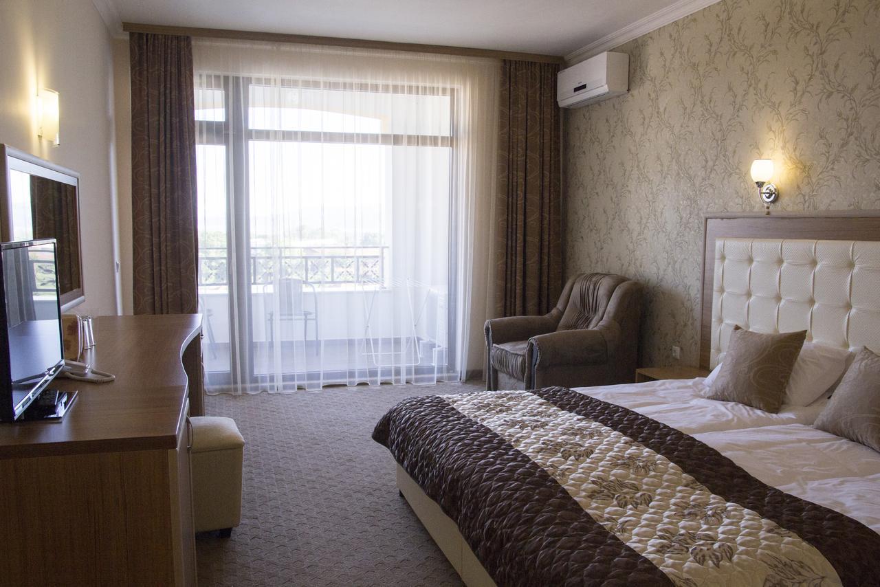 Hotel Paradise Огняново Екстер'єр фото
